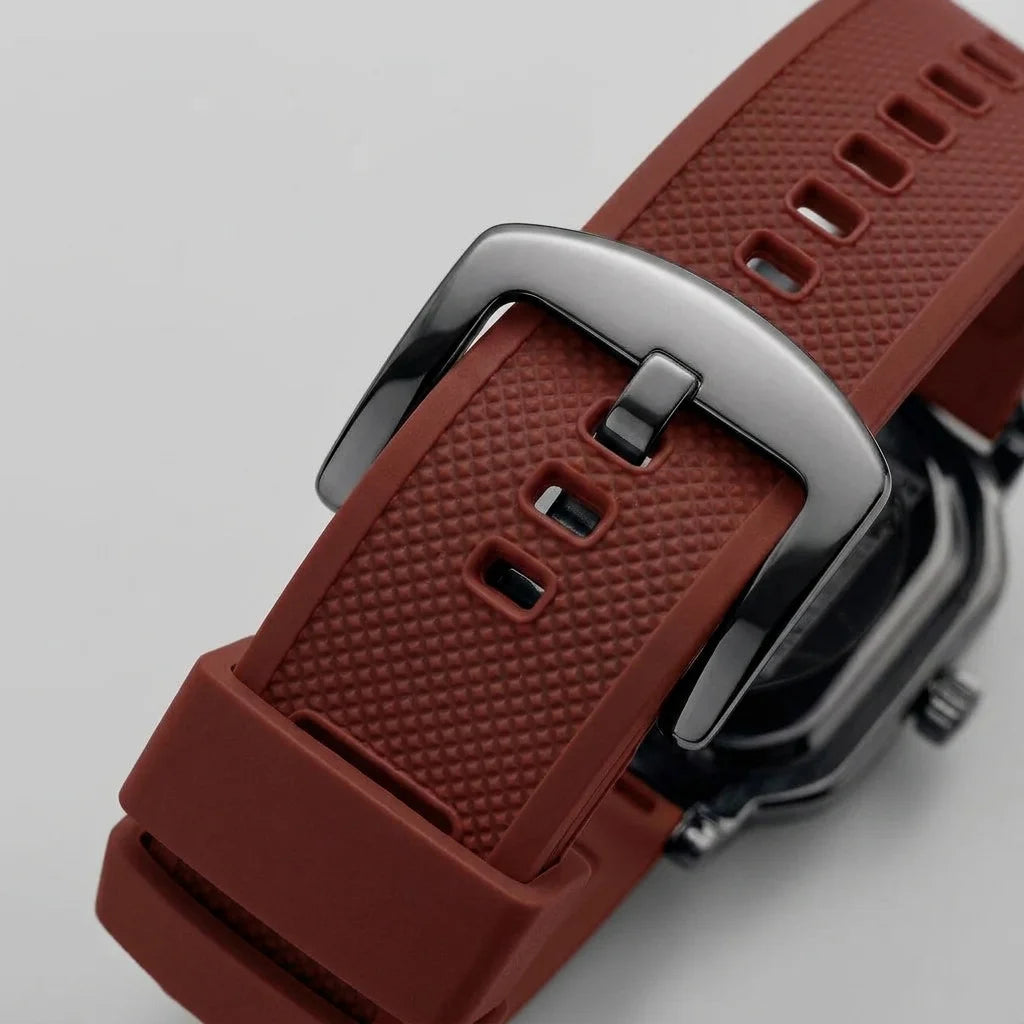 HeroForce 5051P Red Strap Edition - Close-up of a watch strap