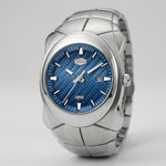 HeroForce 6039 - Quiet luxury studio
Crisp metal details
Frontal hero shot