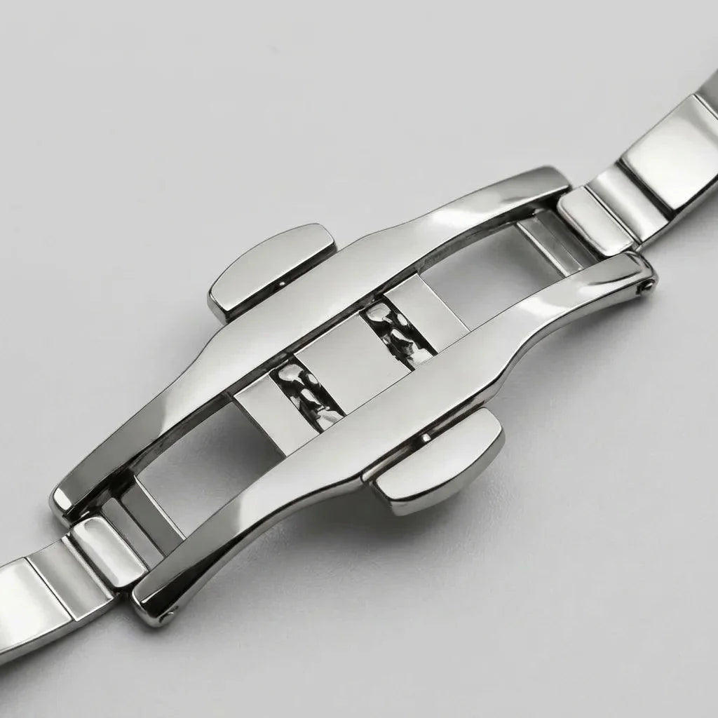 HeroForce 5031 Silver Lig - watch strap, silver buckle, leather texture, macro close-up