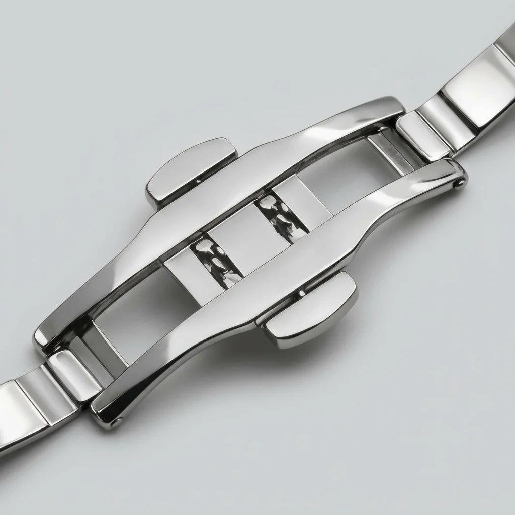 Heroforce 5046 Luxury Ana - macro watch strap buckle